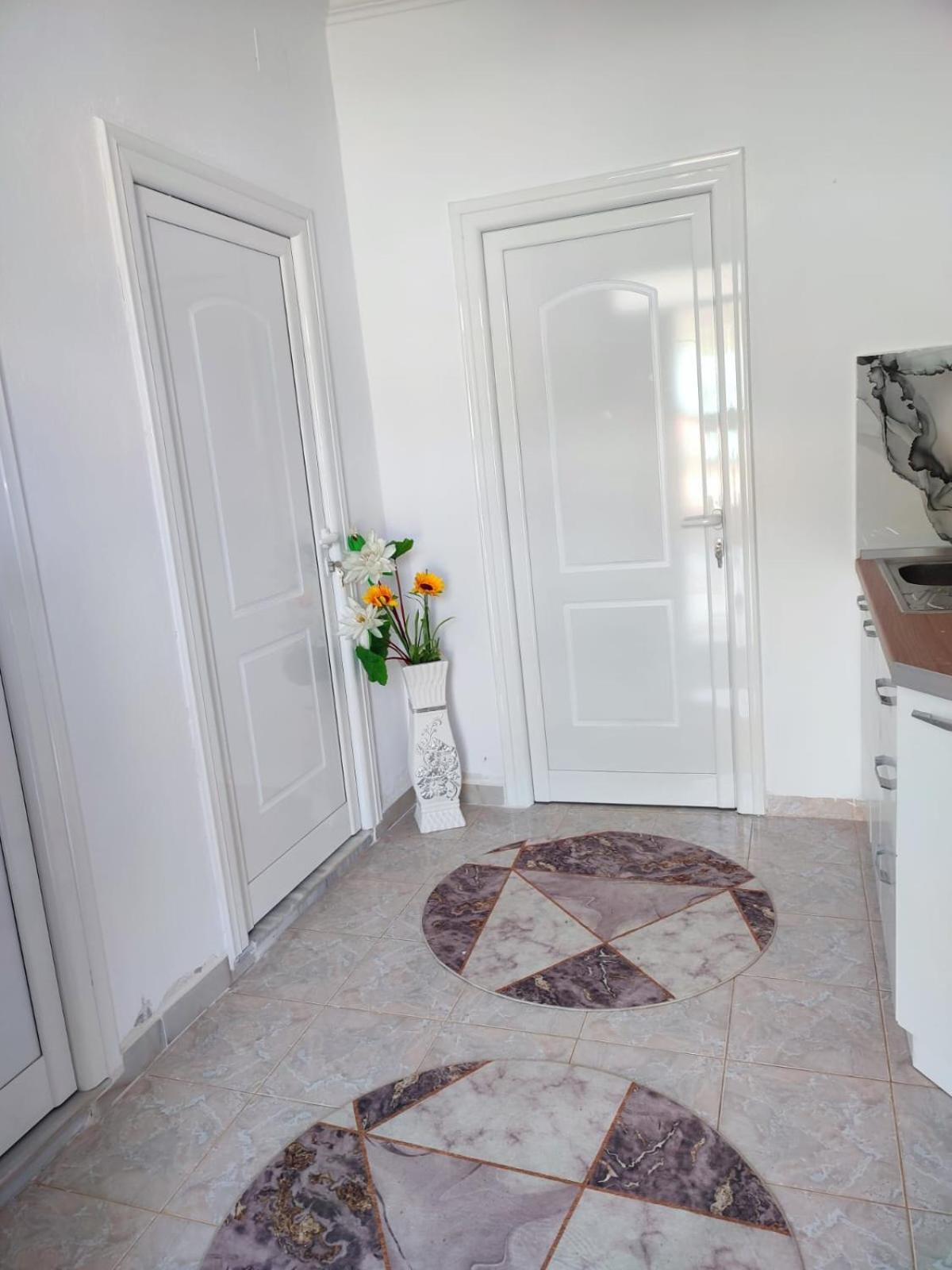 Guest House Eloid Berat Zimmer foto